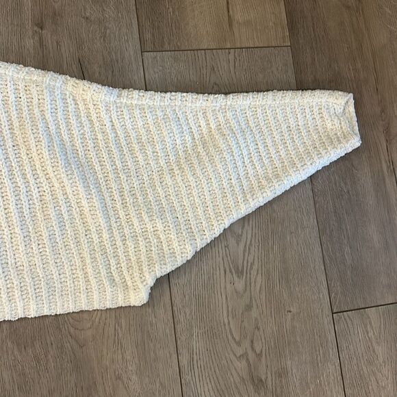 URBAN OUTFITTERS CREAM KNIT CROPPED ASHLYN BATWING CARDIGAN SIZE XS - Picture 7 of 7